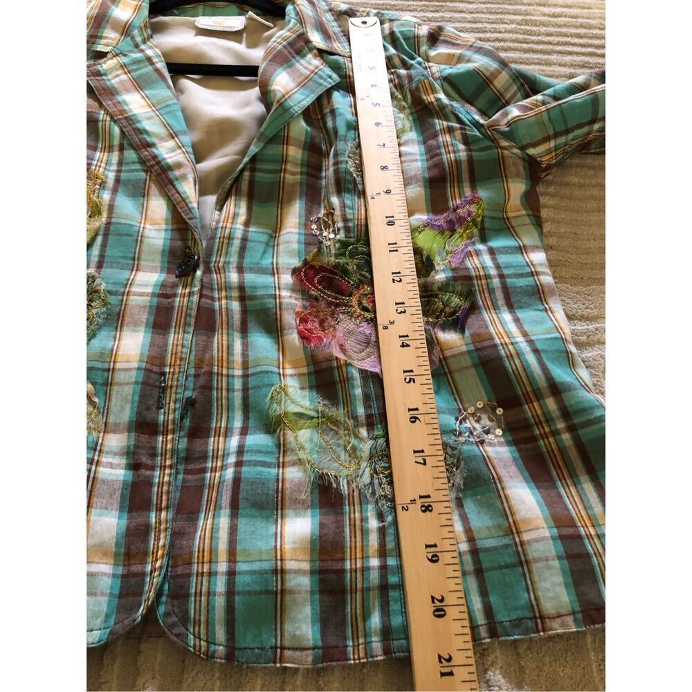 Plaid Blazer with Floral Embroidery - Picture 9 of 13